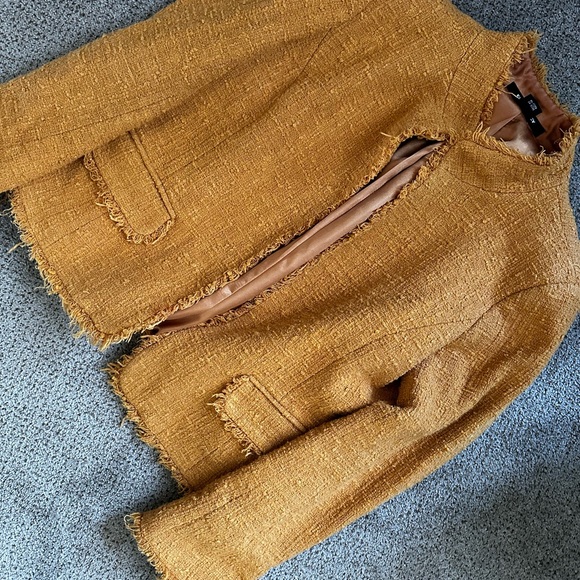 Mustard yellow blazer - Picture 6 of 6